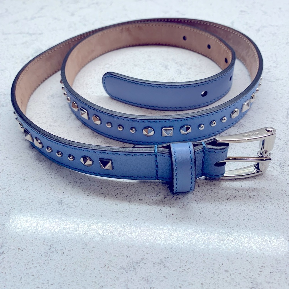 authentic gucci woman’s leather blue studded belt SZ. 80/32